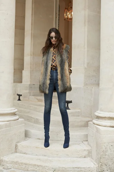 Look 25